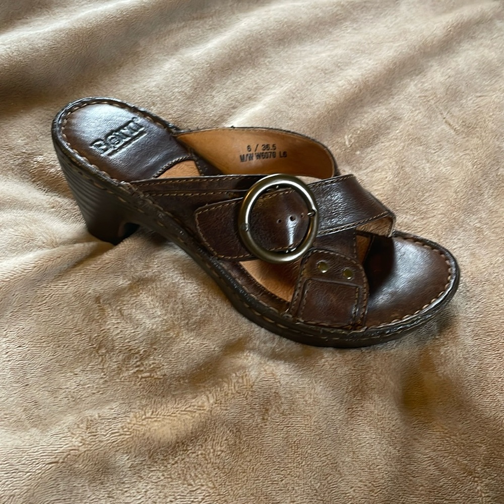 Born Heeled Sandals size 6
